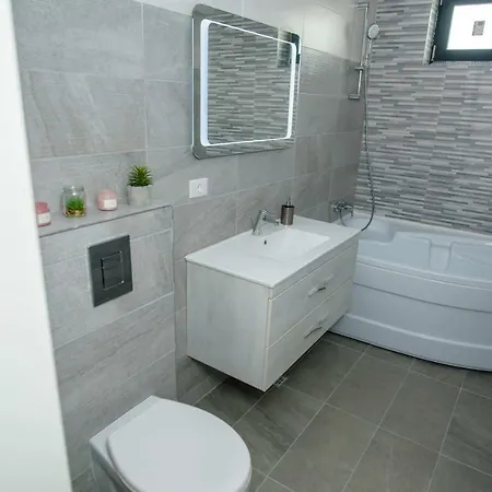 아파트 Apartament Bebe Luxury Năvodari